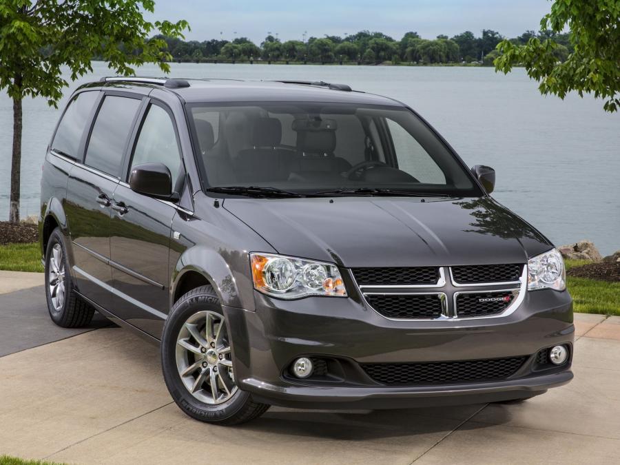  Dodge Grand Caravan 30th Anniversary 2013 года  (фото 8 из 12)